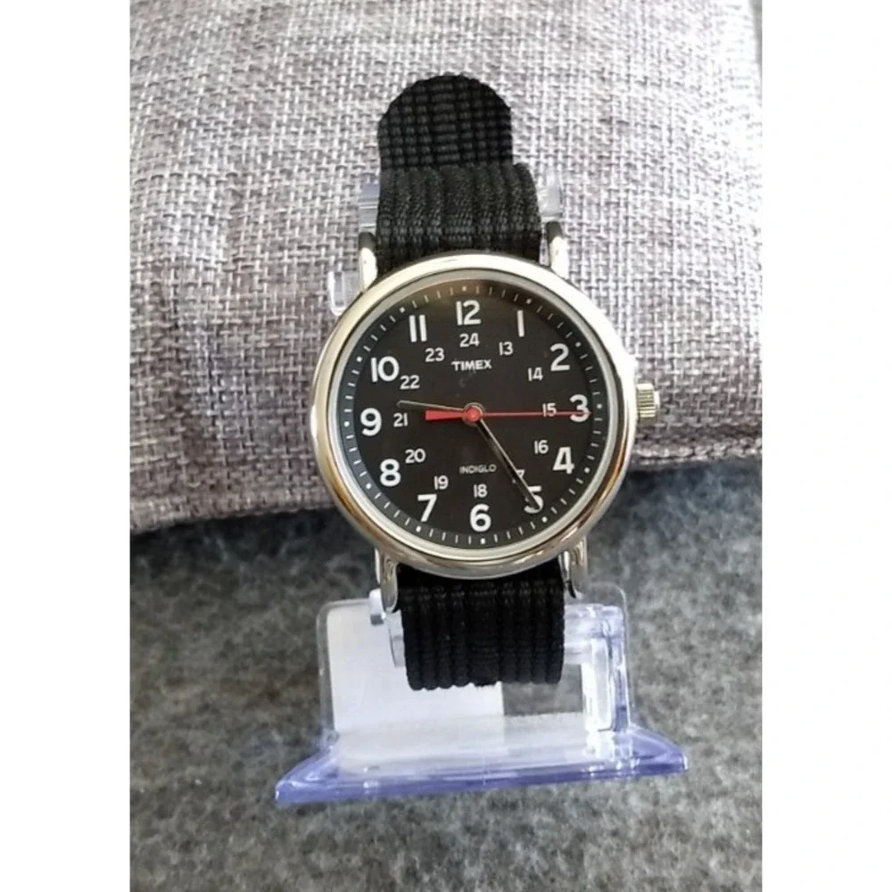 Timex‎ Indiglo Weekender Watch Easy Reader T2N647 Water Resistant Military NEW